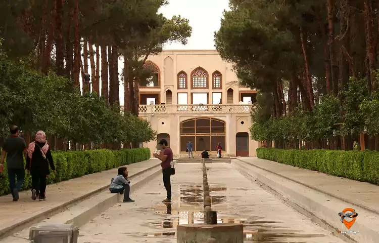 باغ دولت اباد یزد