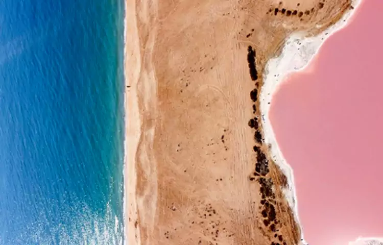 دریاچه صورتی چابهار