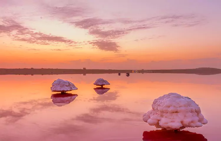 دریاچه صورتی چابهار