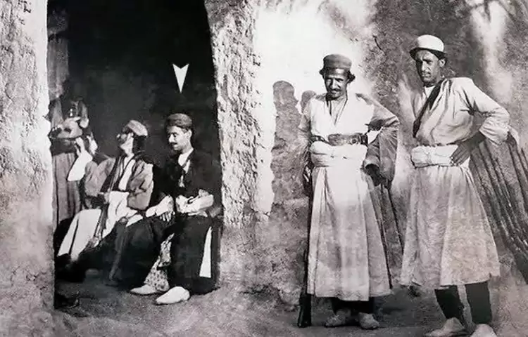 رئیسعلی دلواری