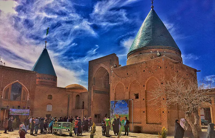 آرامگاه بایزید بسطامی