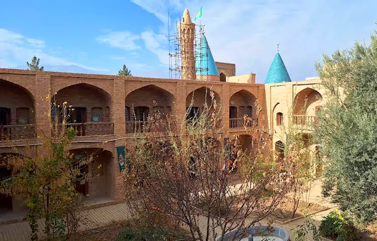آرامگاه بایزید بسطامی