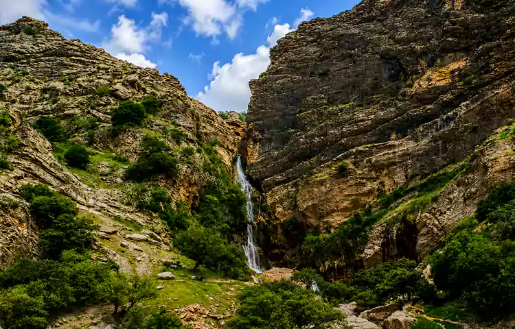 آبشار نوژیان