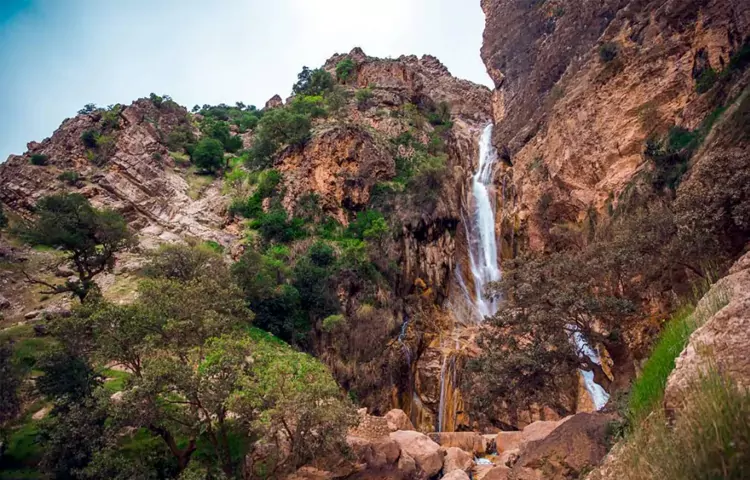 آبشار نوژیان