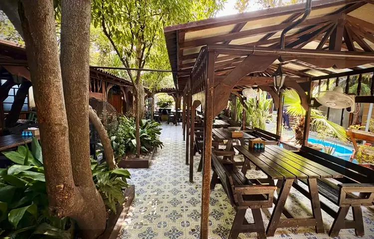رستوران شورکولی رشت