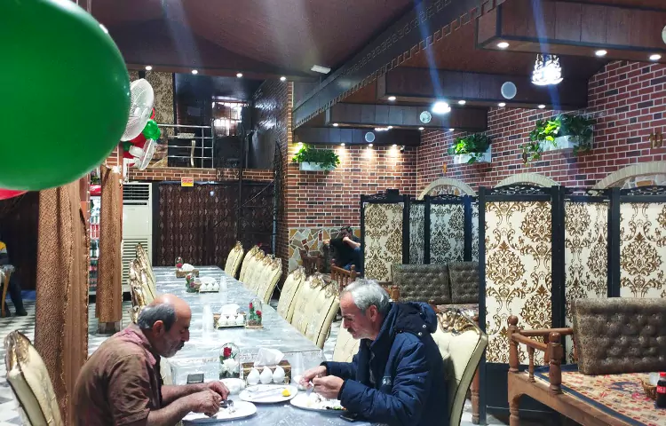 رستوران پونه قم