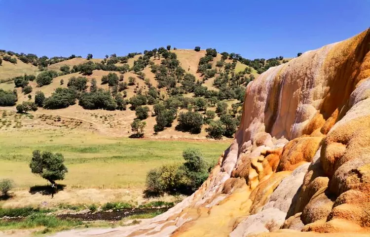 سرچشمه کانی گراوان
