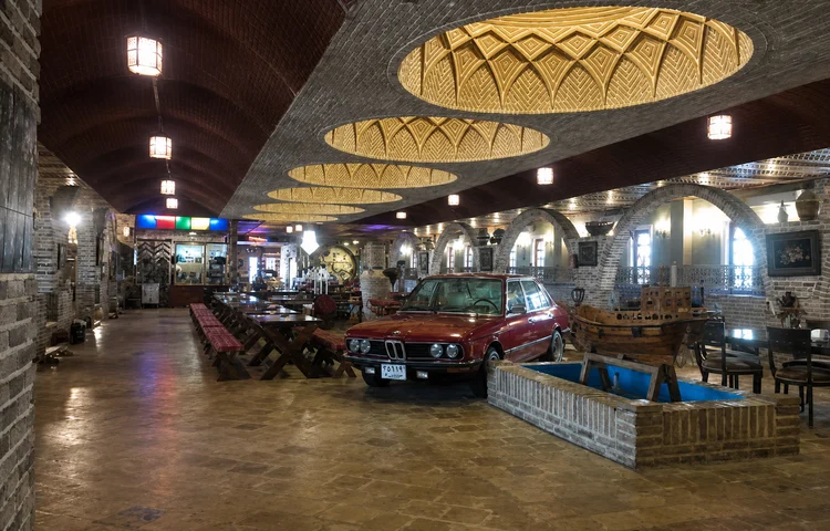 رستوران داریوش بندرعباس