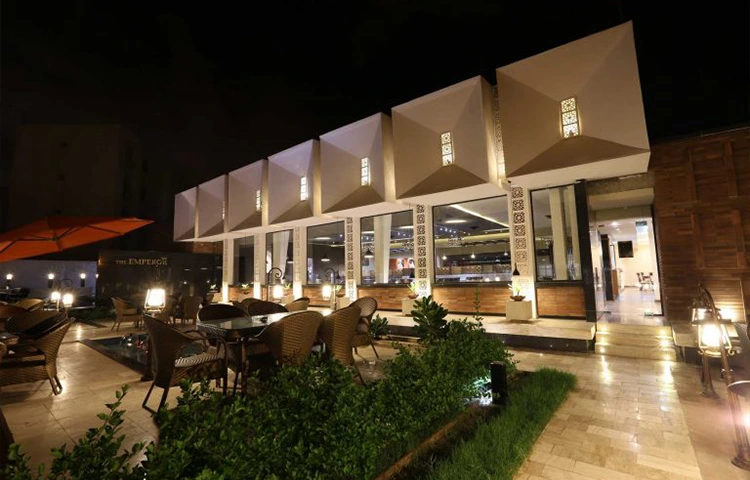 رستوران امپراطور بندرعباس 