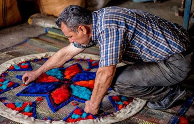 نمدمالی هنراصیل شهرکرد