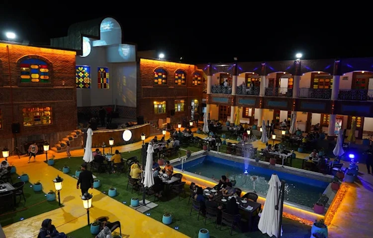 کافه رستوران عمارت مسعود سنندج