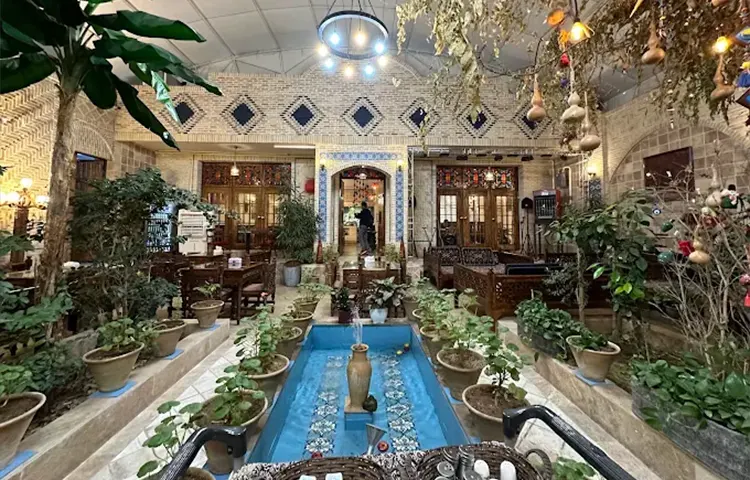 رستوران کیخسرو کرمان