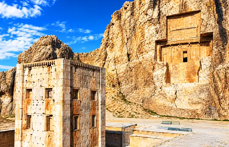 آرامگاه داریوش دوم