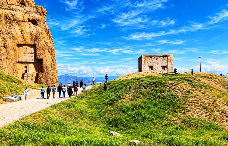 نکات مهم برای بازدید از محوطه نقش رستم