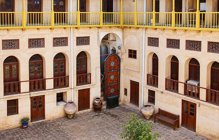 عمارت گلشن