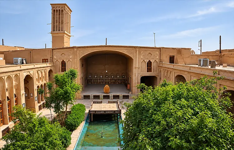 اطلاعات بازدید از خانه لاری ها