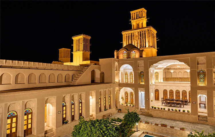 بادگیر خانه لاری ها