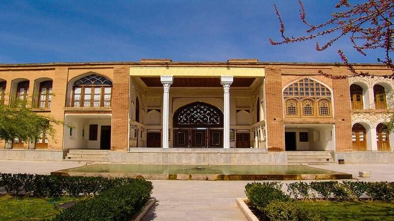 خانه کرد