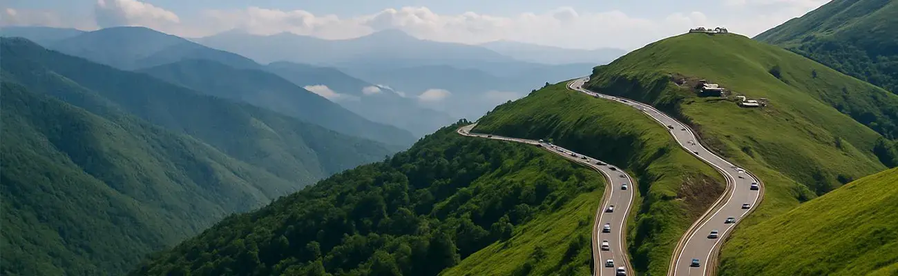 گردنه حیران؛ جاده‌ای میان ابر و جنگل در شمال ایران