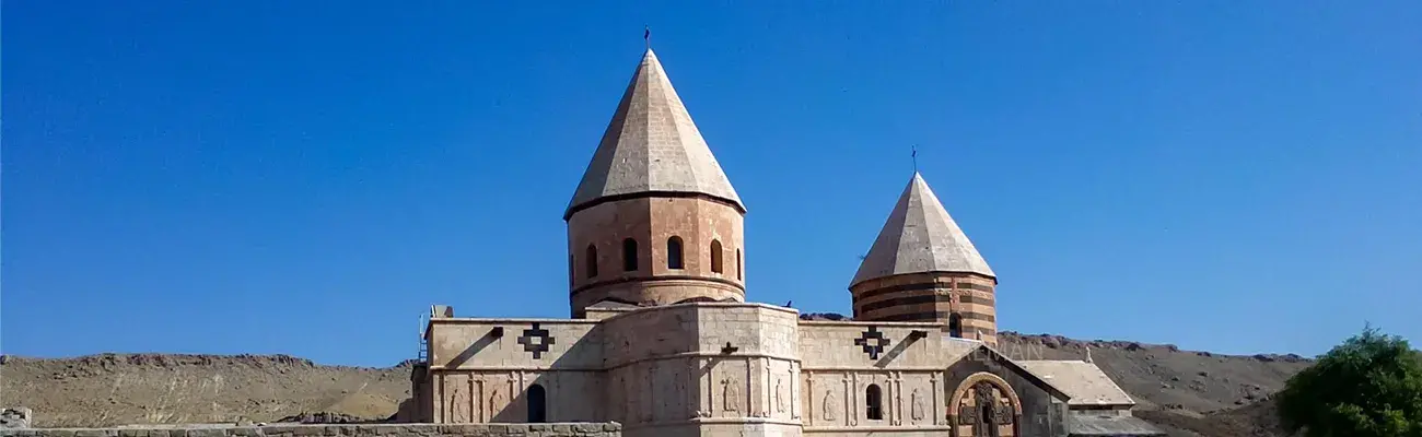 قره کلیسا؛ سفر به قدیمی‌ترین کلیسای جهان در دل ایران