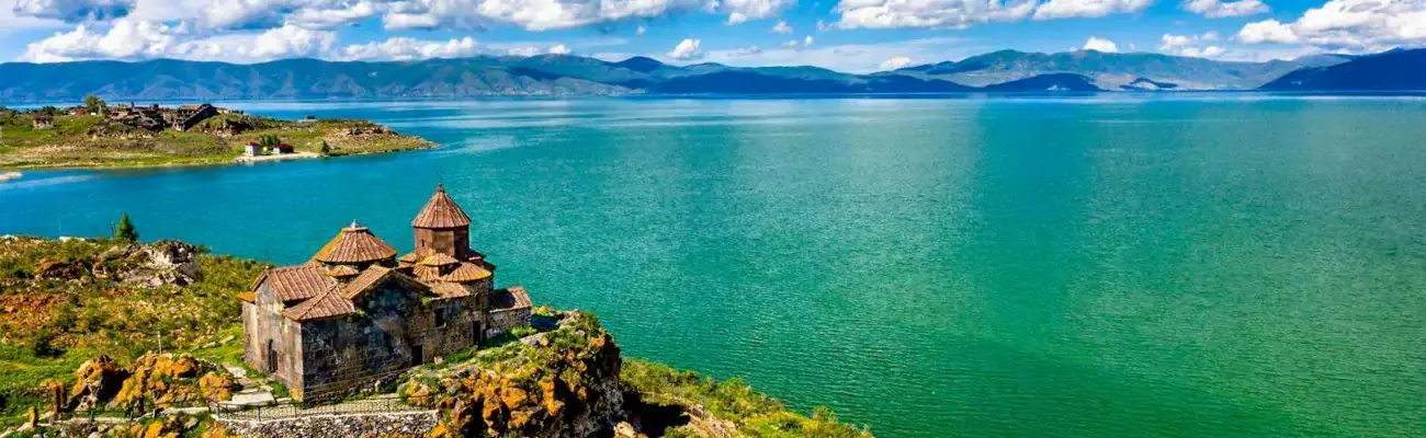 دریاچه سوان؛ نگین آبی ارمنستان در ارتفاعات قفقاز